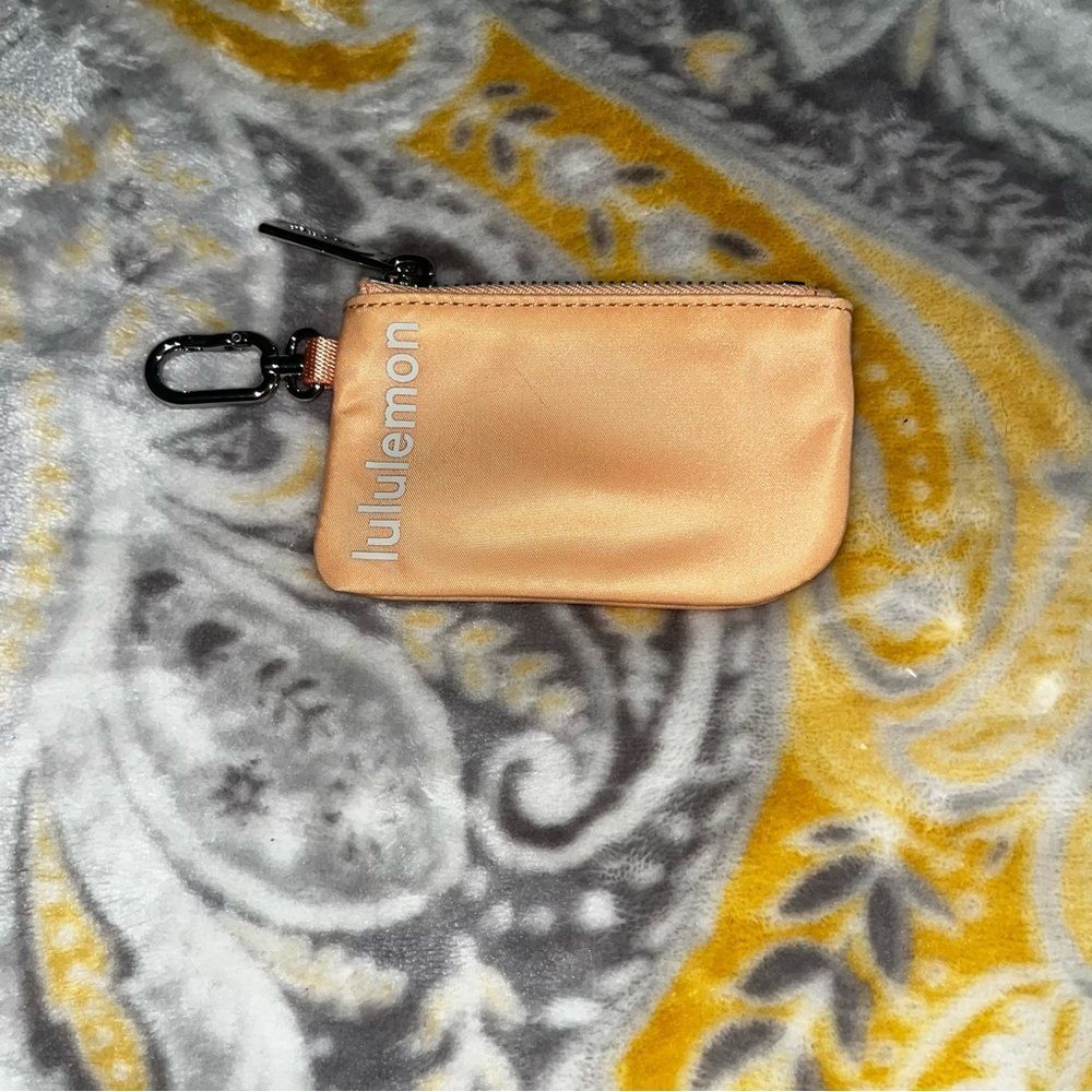 Lululemon peach Bellini card holder key chain card pouch